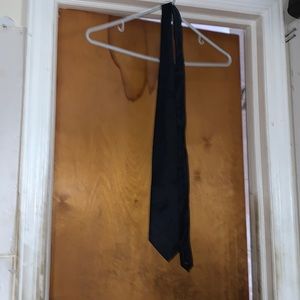 PIERRE CARDIN 100% SILK BLACK TIE